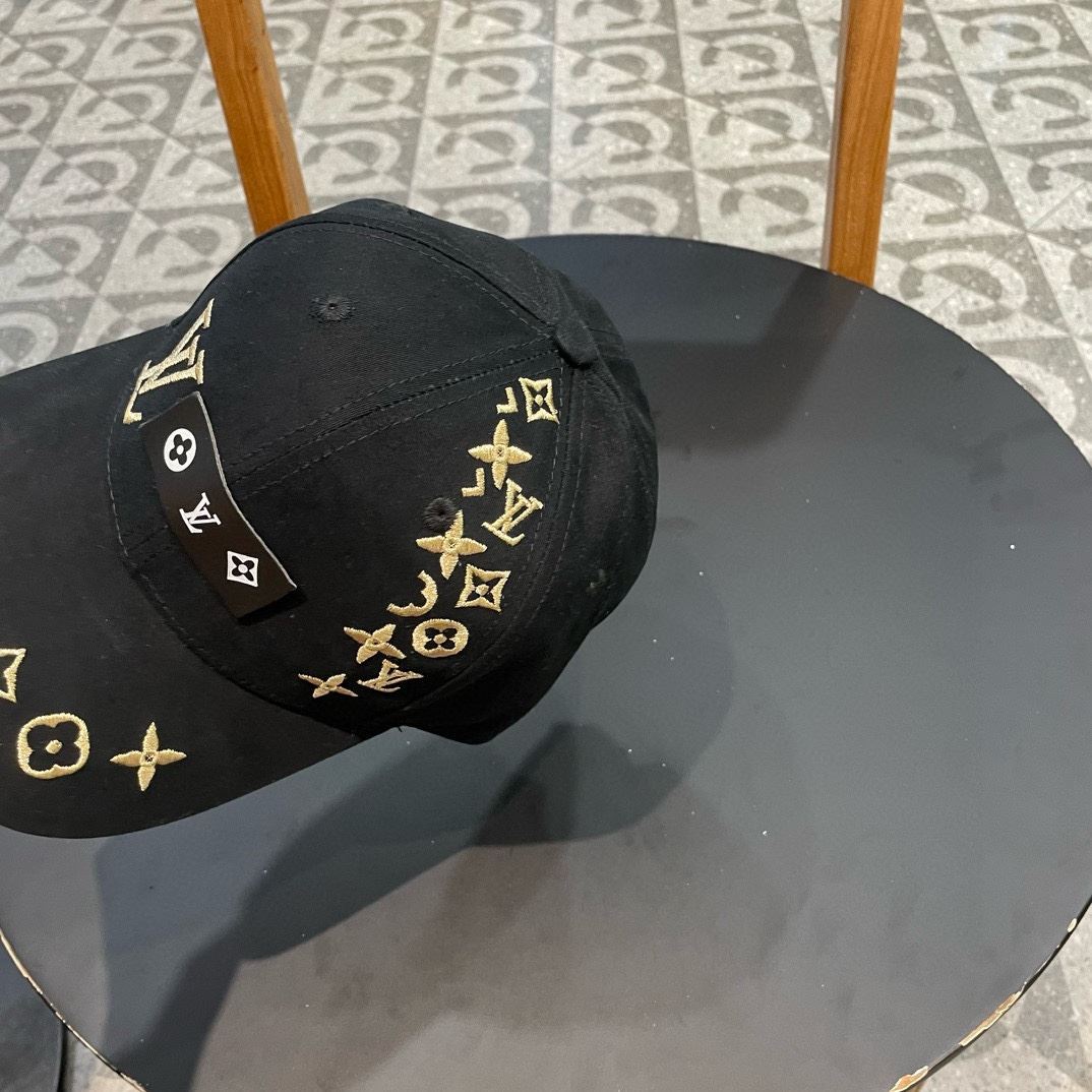 Louis Vuitton Caps